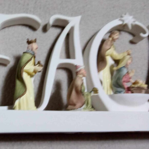 Nativity Free standing Peace - Picture 6 of 8